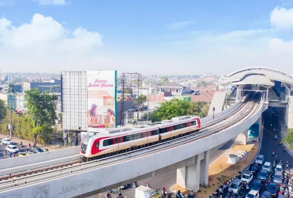 public transportation system in Jakarta